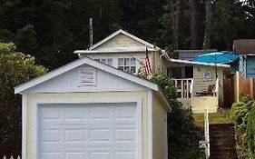 Happy Crabby Shack
